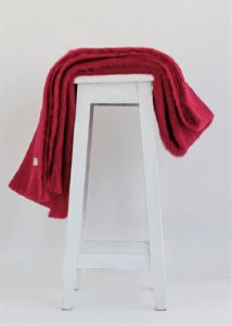 mohair throw ruby - ecowool