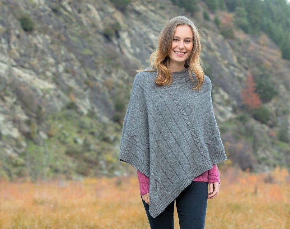 how to wear a poncho scarf